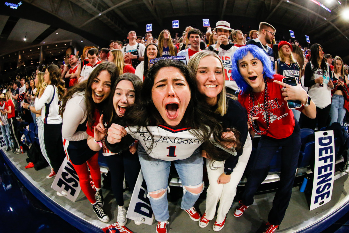 Gonzaga Bulldogs BYU Cougars42